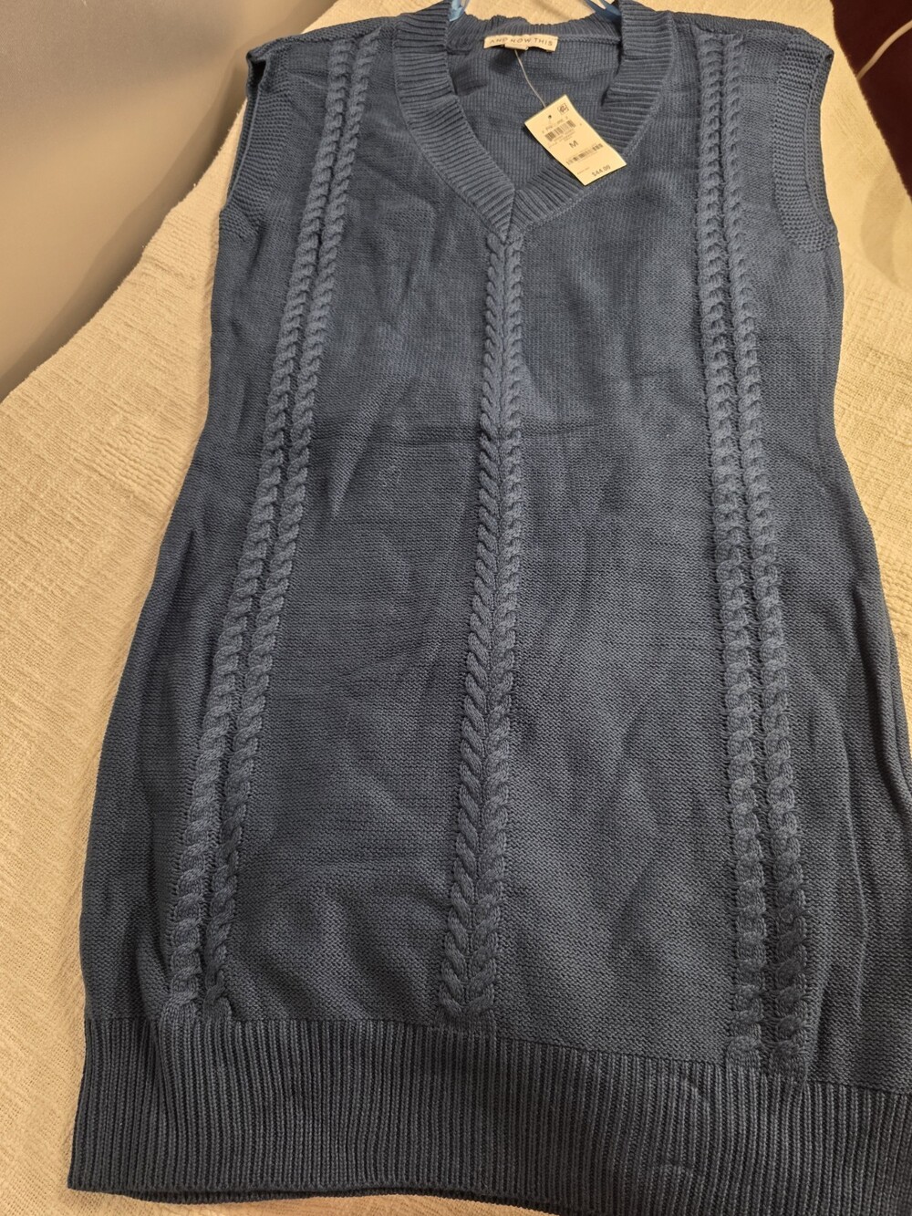 Cable Net Sweater Dress V-NECK Short Sleeve NWT Preppy, Ivy League, Smart Casual